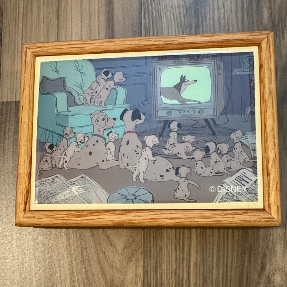 101 Dalmatians Disney Vintage Rare Tile Wood Open Trinket Treasure Jewelry Box
